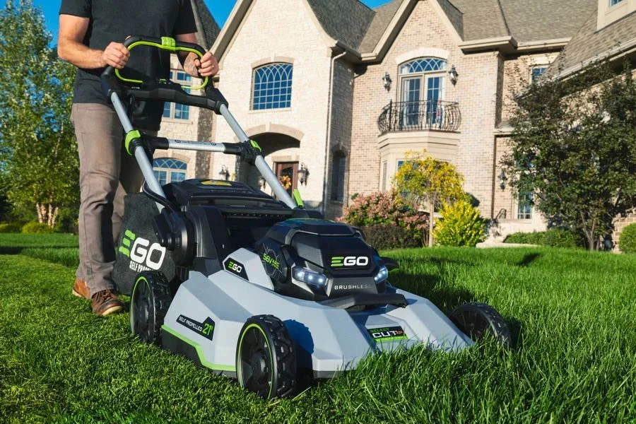 wide self propelled lawn mower